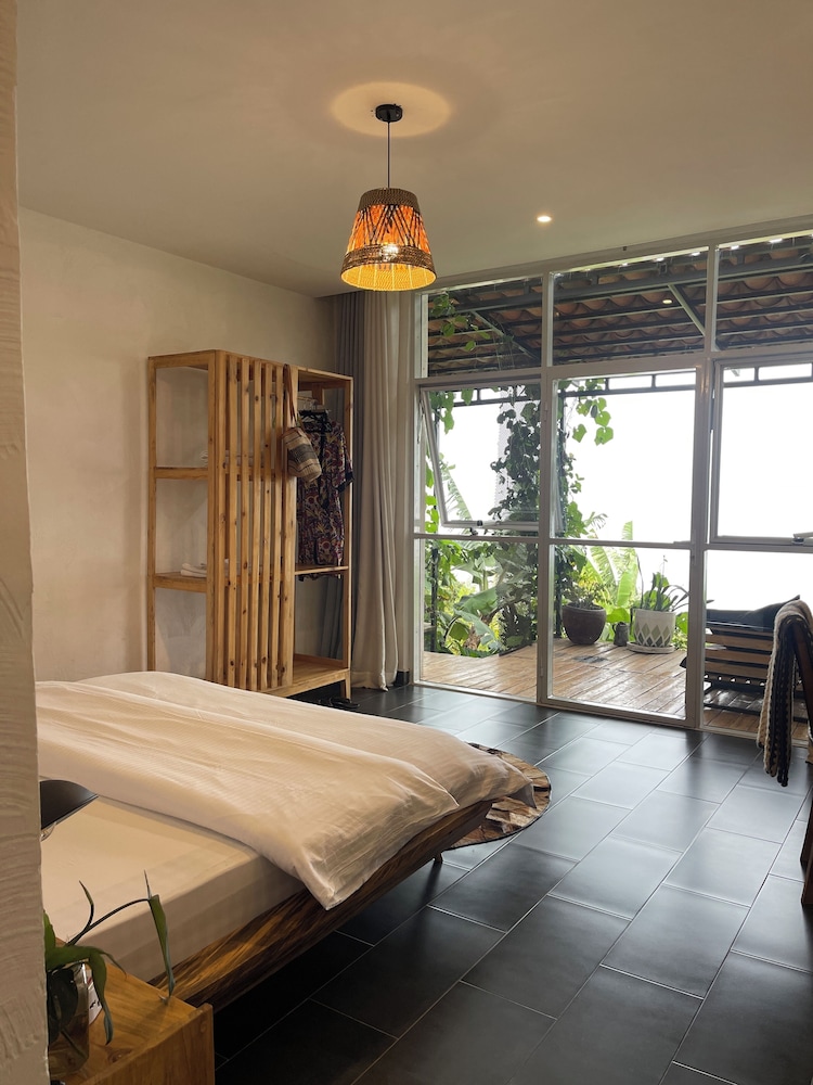 Senior Double or Twin Room, City View photo 1