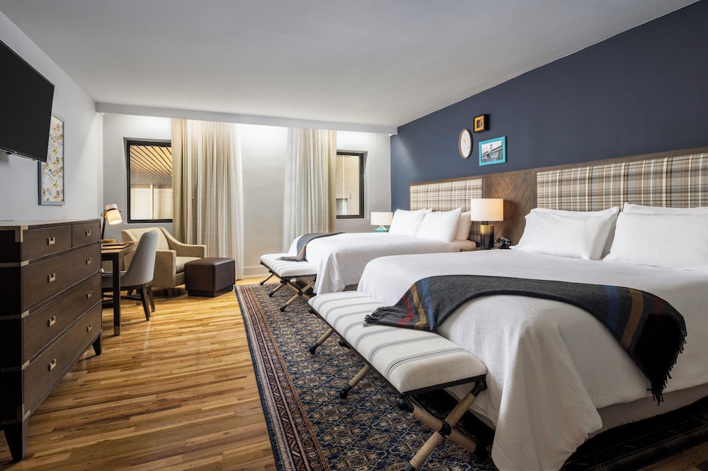 Historic View, 2 King Beds