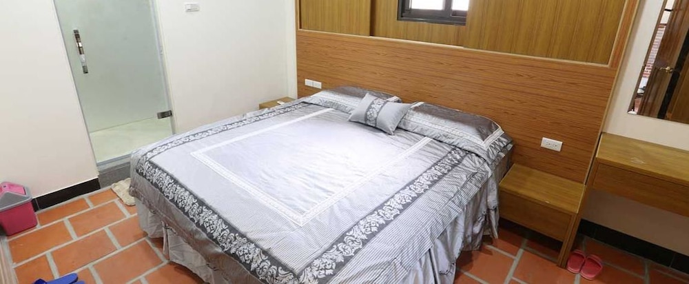 Family Loft, Multiple Beds, Ensuite photo 2