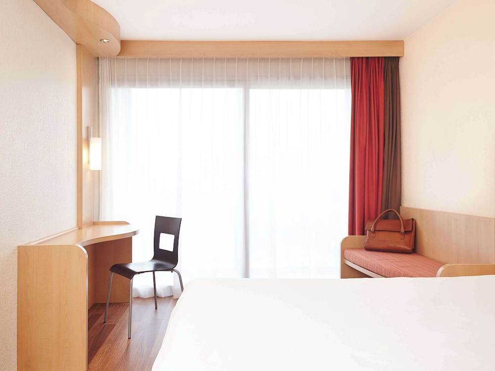 Standard Room, 1 Double Bed - Photo 2