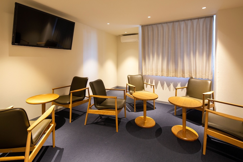 Basic Shared Dormitory, Men only, Non Smoking photo 2