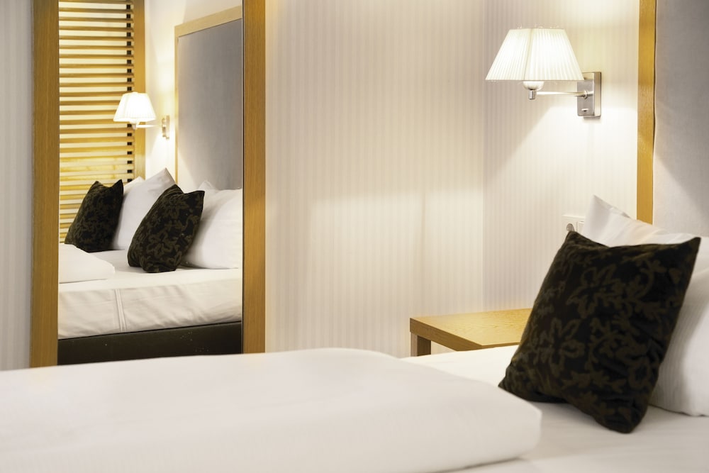 Superior Double Room - Photo 1