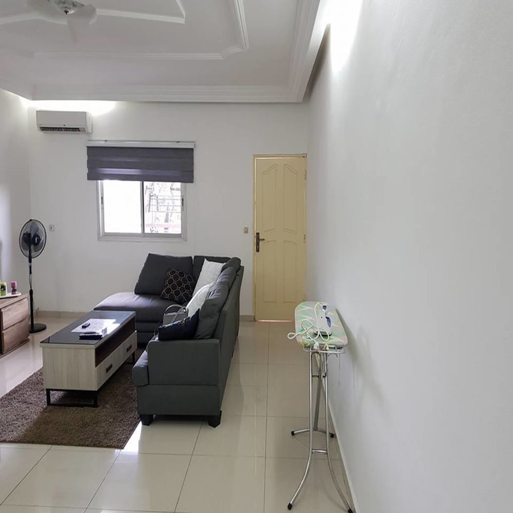 Comfort Apartment, 2 Bedrooms, Bathtub, City View photo 2