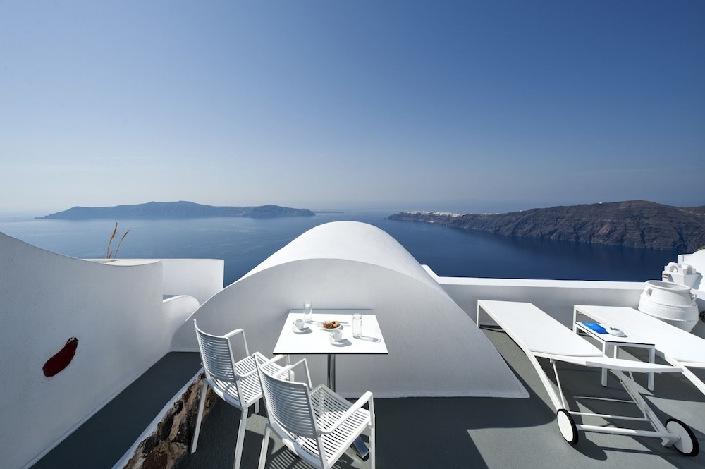 Honeymoon Room - Photo 4