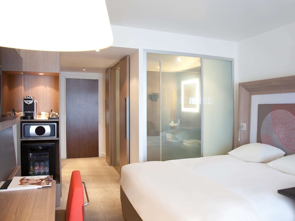 Superior Twin Room, 1 Queen Bed with Sofa bed photo 3