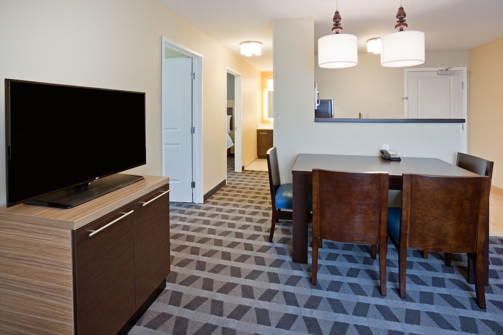 Suite, 2 Bedrooms (Hearing Accessible) photo 1