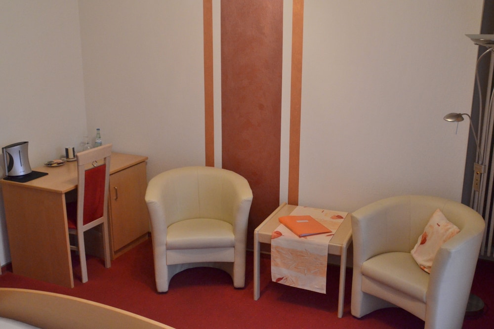 Business Room photo 3