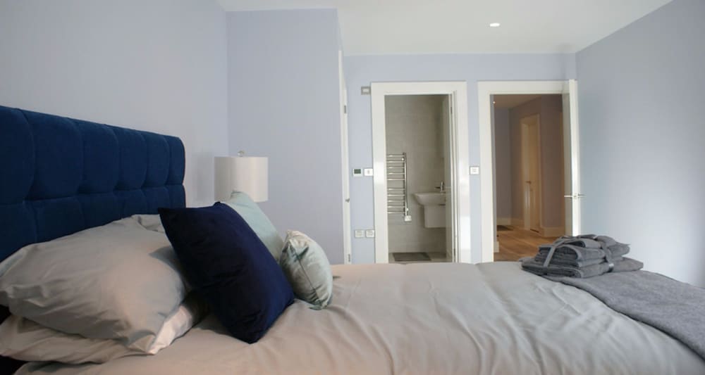Luxury Apartment, 2 Bedrooms, City View (The Moonstone)