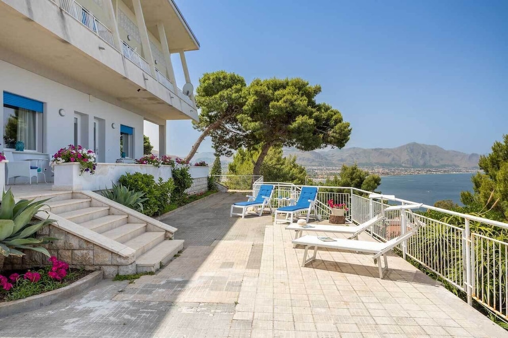 Apartment, Sea View photo 2