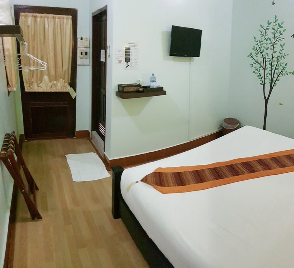Standard Double Room (No Breakfast) photo 3