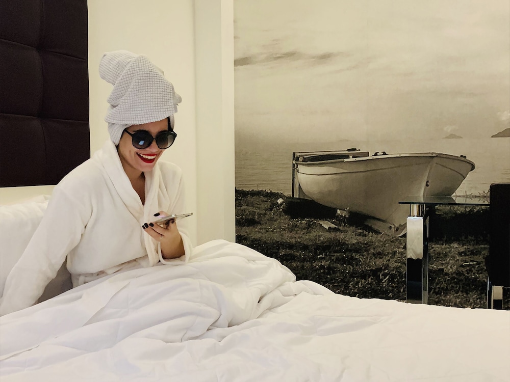 Premier Room, Sea View - Photo 2