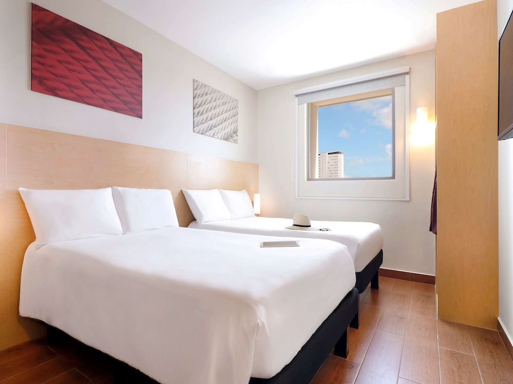Double Room, 1 Double Bed, Lagoon View - Photo 9