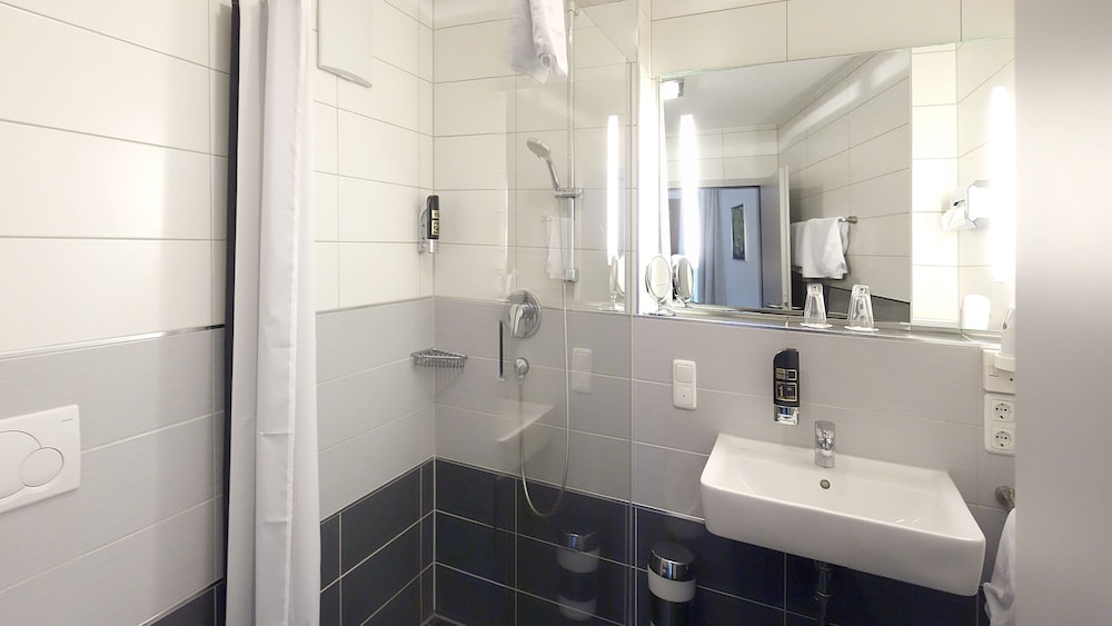 Classic Double Room, Private Bathroom (Teils Auch Als Ez Buchbar) - Photo 14