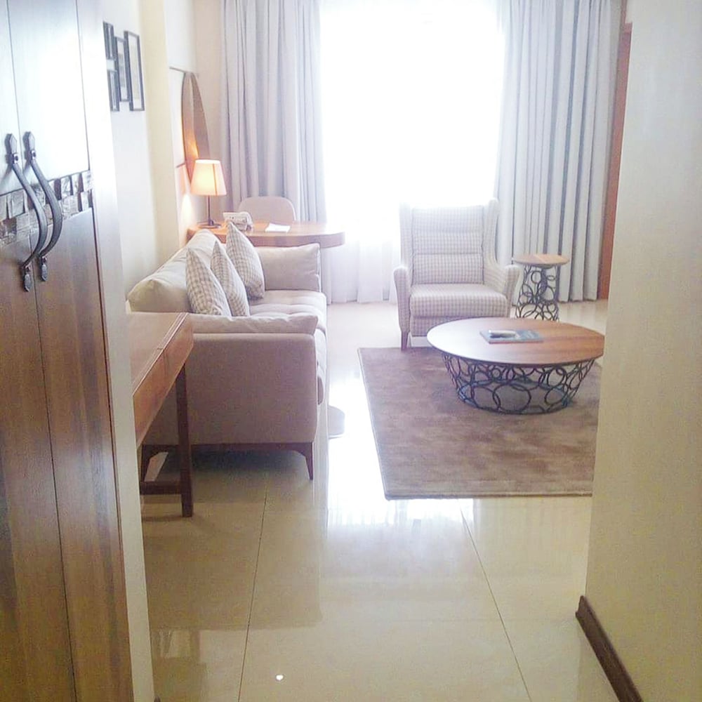 Executive Room photo 2
