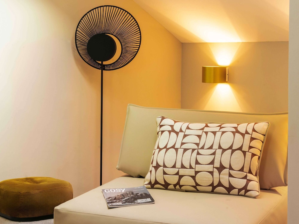 Superior Room, 1 Double Bed with Sofa bed - Photo 7