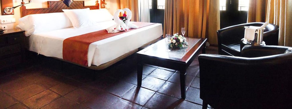 Superior Double Room (exterior)