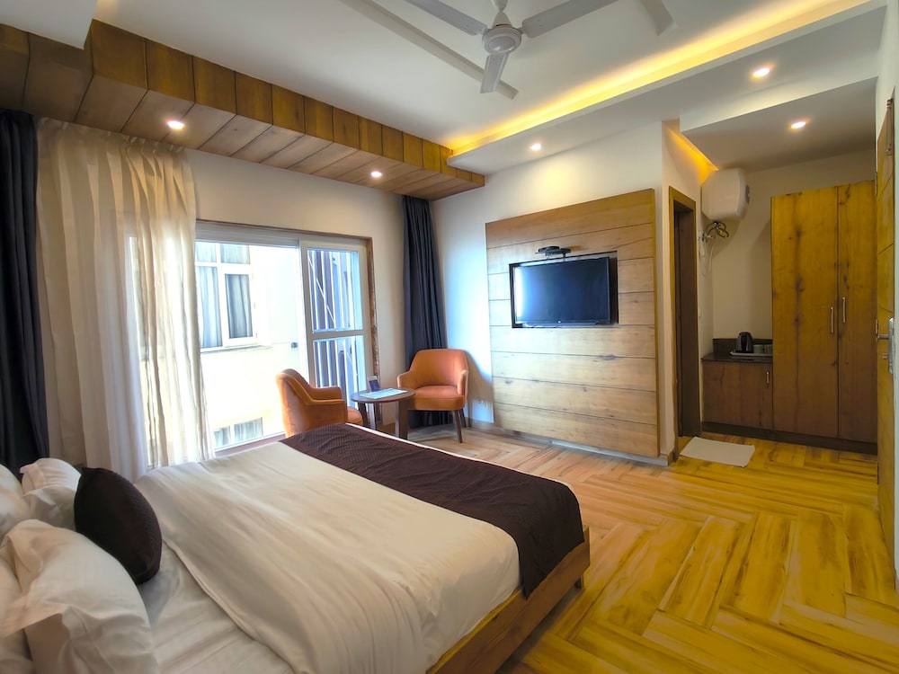 Executive Room