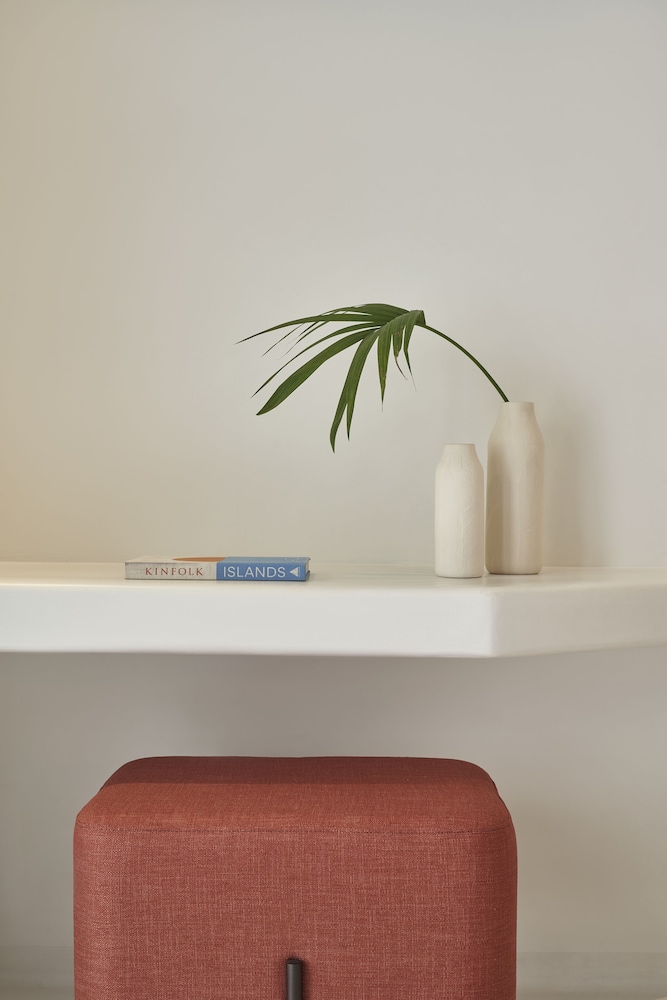 Origin Suite - Photo 1
