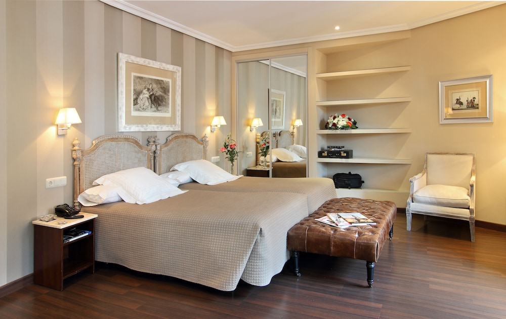 Premium Double Room - Photo 1