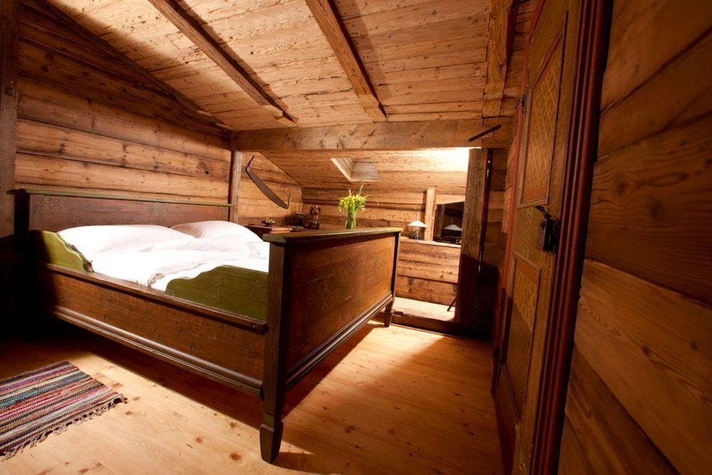 Double Room, 1 Queen Bed photo 2