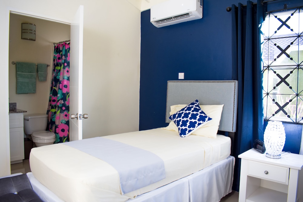 Luxury Villa, 3 Bedrooms, Ensuite, Garden View (New 3) photo 3