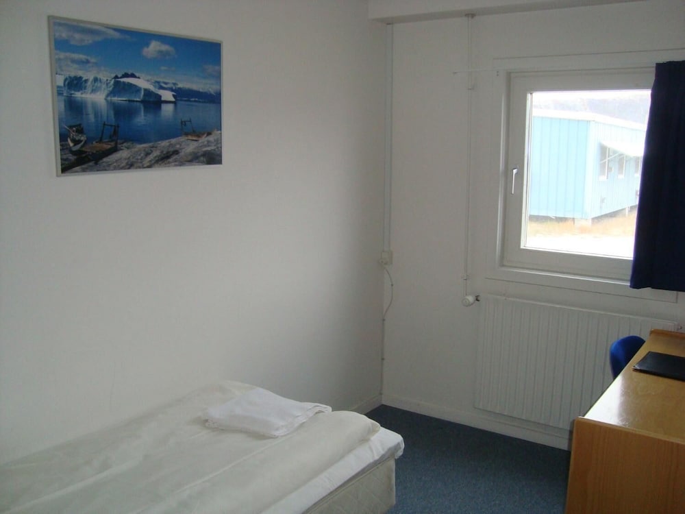Single Room, Shared Bathroom photo 1