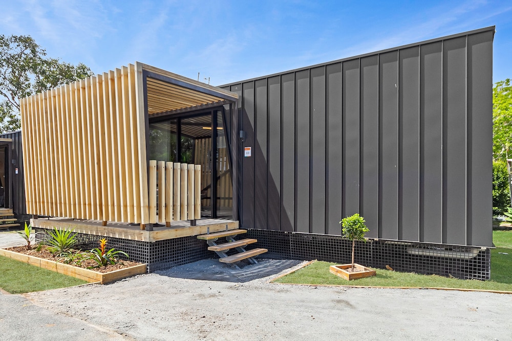 Eco Pavilion Pod photo 2