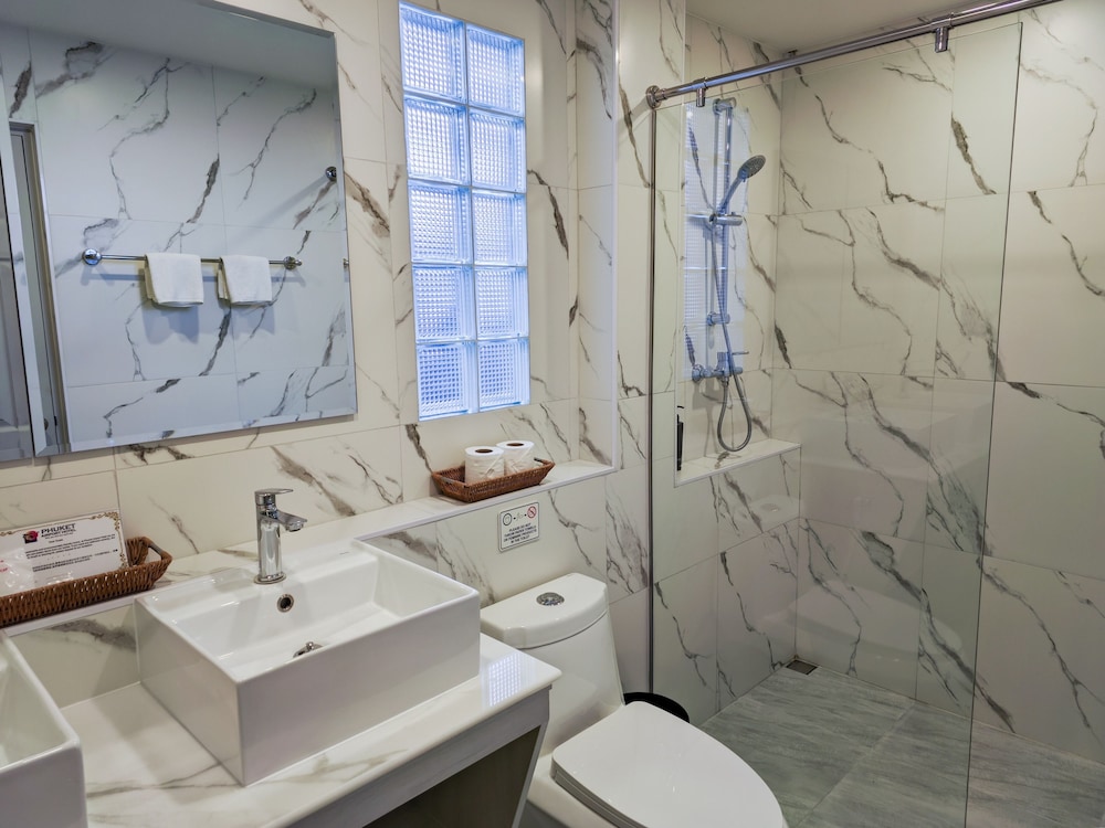 Superior Double or Twin Room - Photo 20
