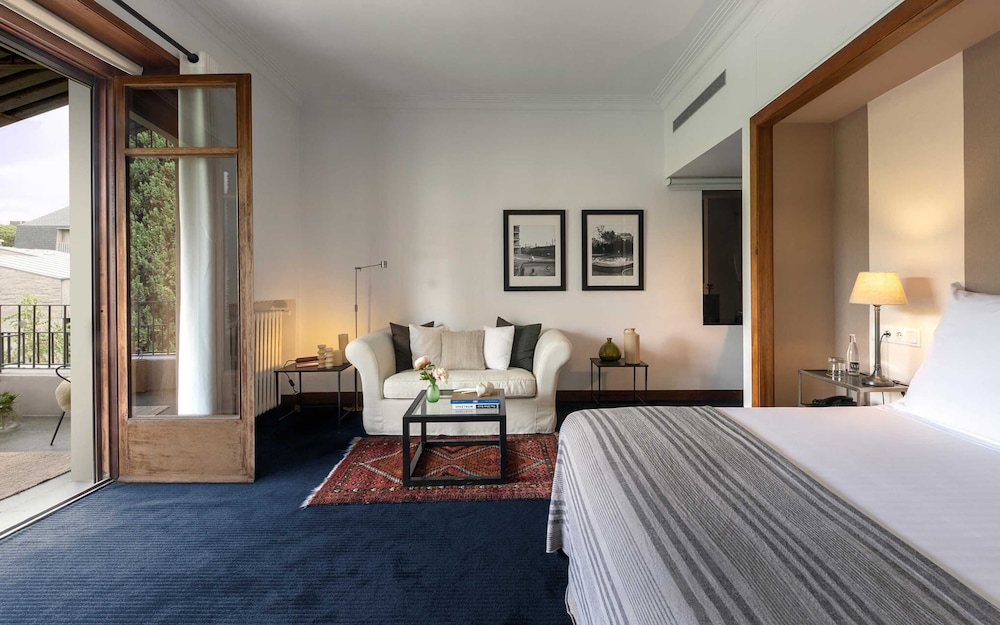 Suite, Terrace, Garden View photo 3
