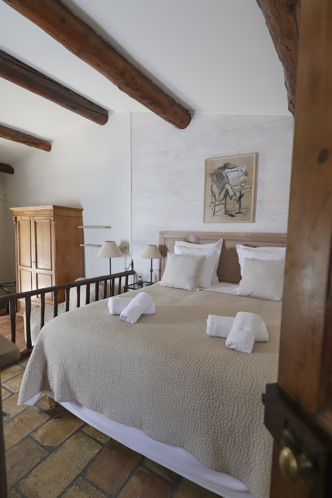 Junior Double Room (Le Grenier)