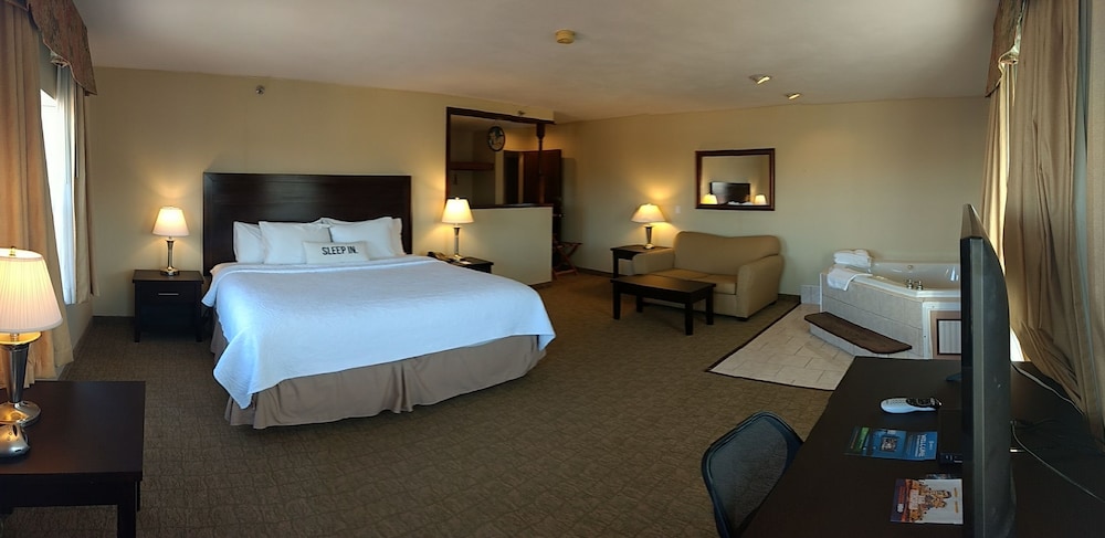 Panoramic Room, 1 King Bed, Harbor View photo 3
