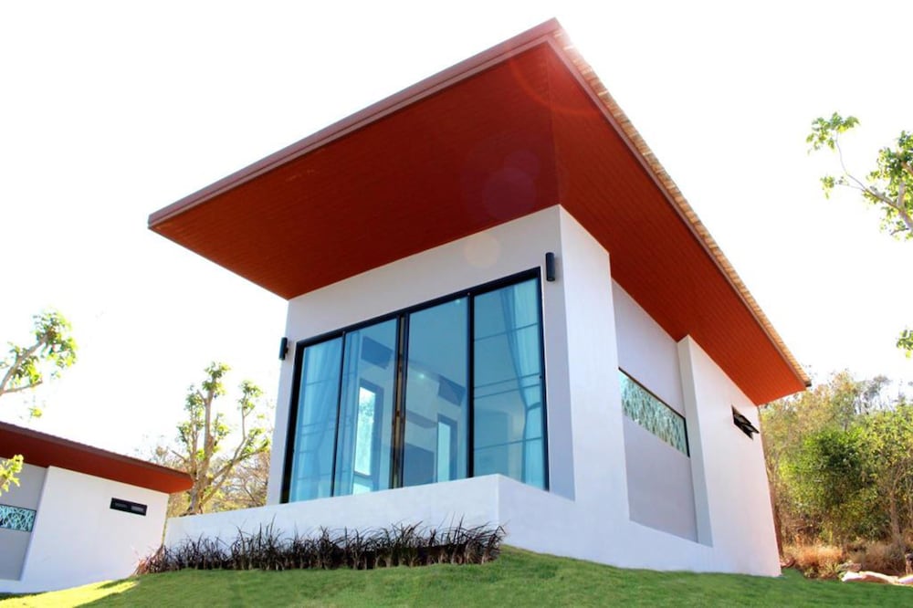 Grand Villa