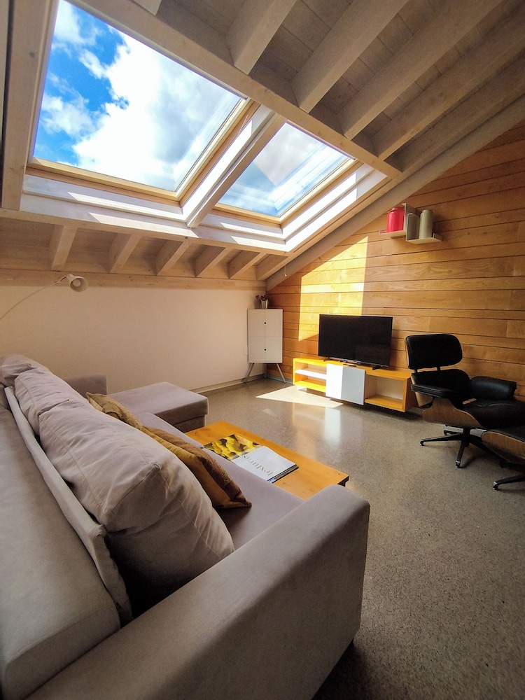 Suite (Home) Abuhardillada