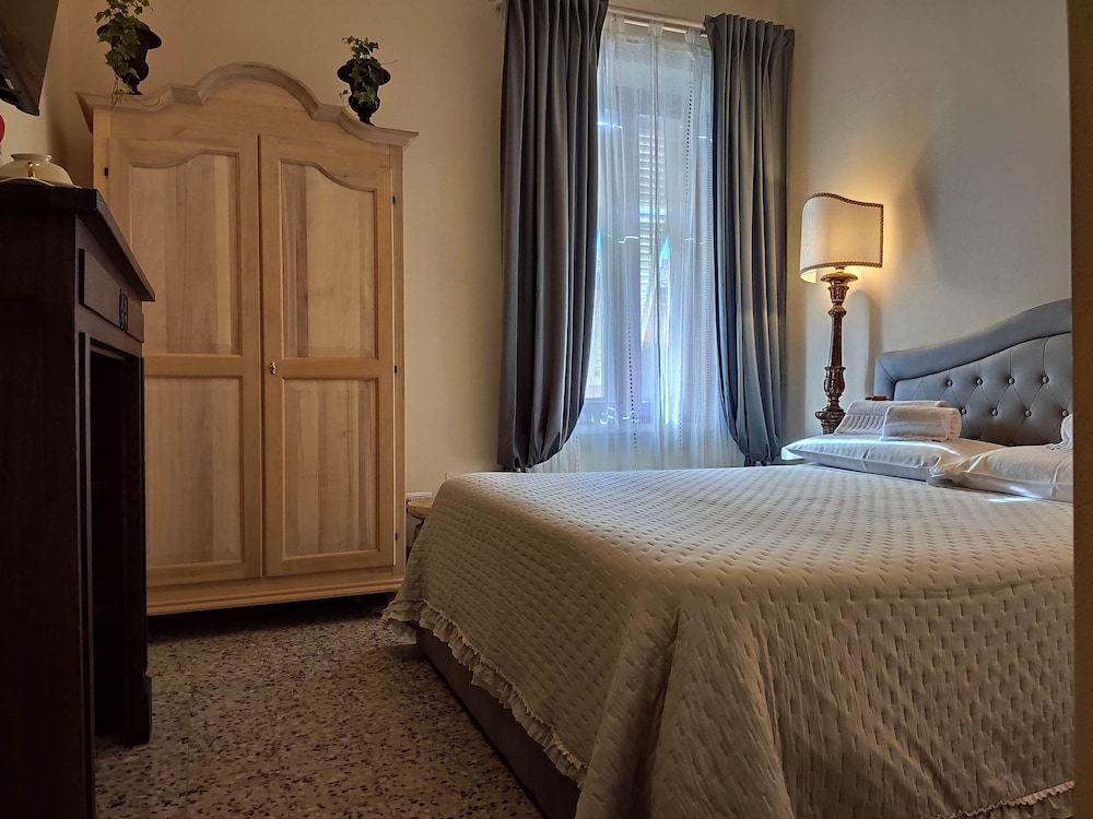 Standard Room, City View