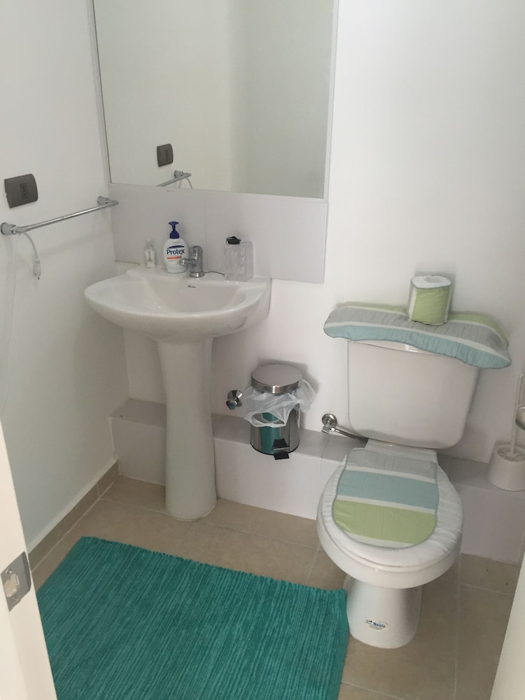 Apartment, 3 Bedrooms, Private Bathroom photo 3