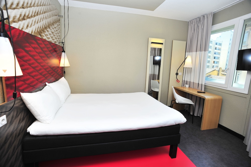 Comfort Room - Photo 2