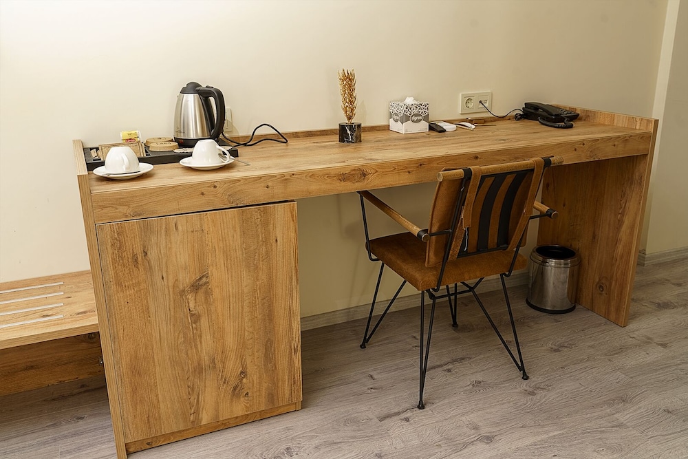 Economy Apartment - Photo 2