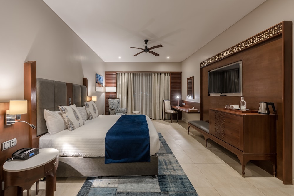 Executive Double Room, 1 Bedroom, Garden View