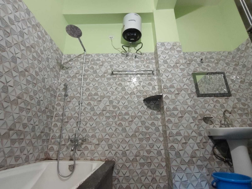 Superior Triple Room photo 2