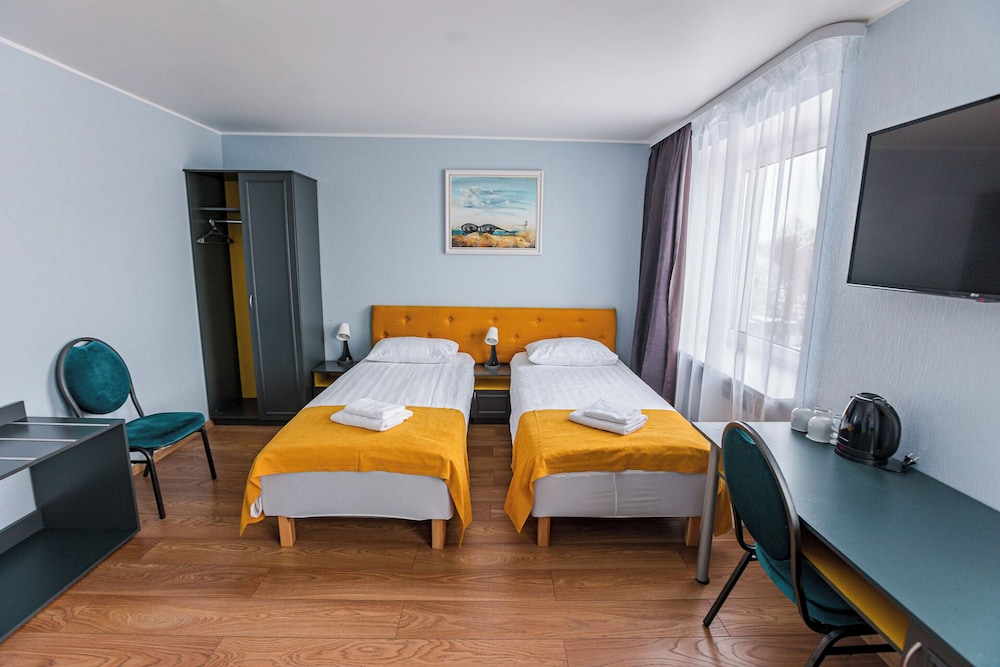 Standard Twin Room photo 2