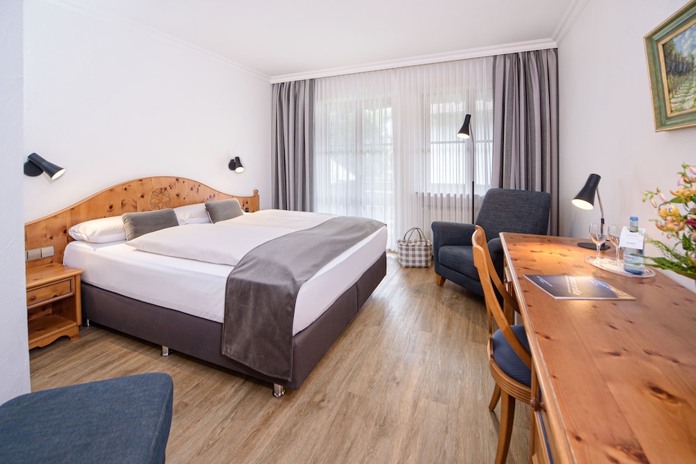 Budget Double Room photo 1