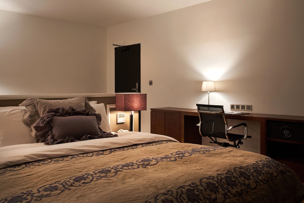 Semi Suite photo 2