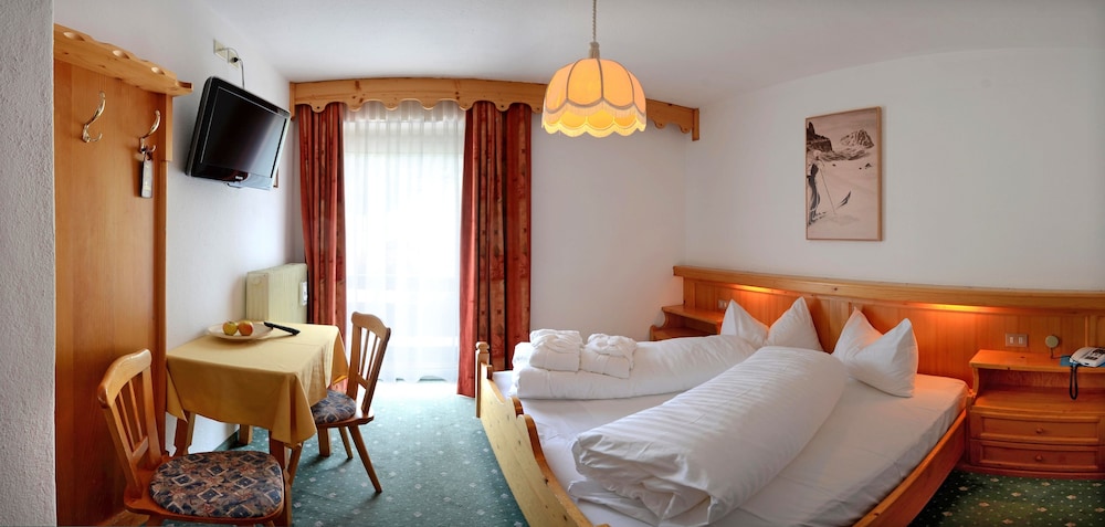 Standard Double Room, Balcony photo 1