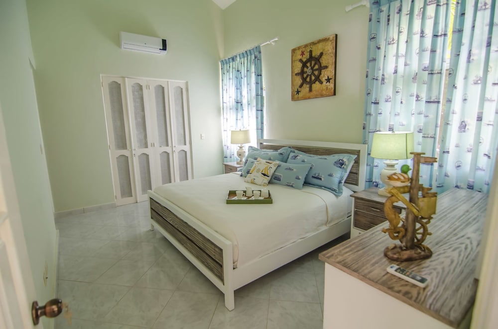 Three Bedroom Villa photo 1