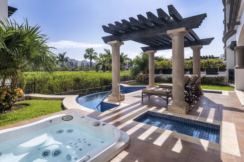 Suite, 1 Bedroom, Private Pool