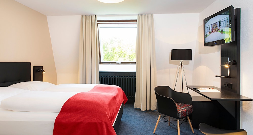 Comfort Room, 1 King Bed photo 1