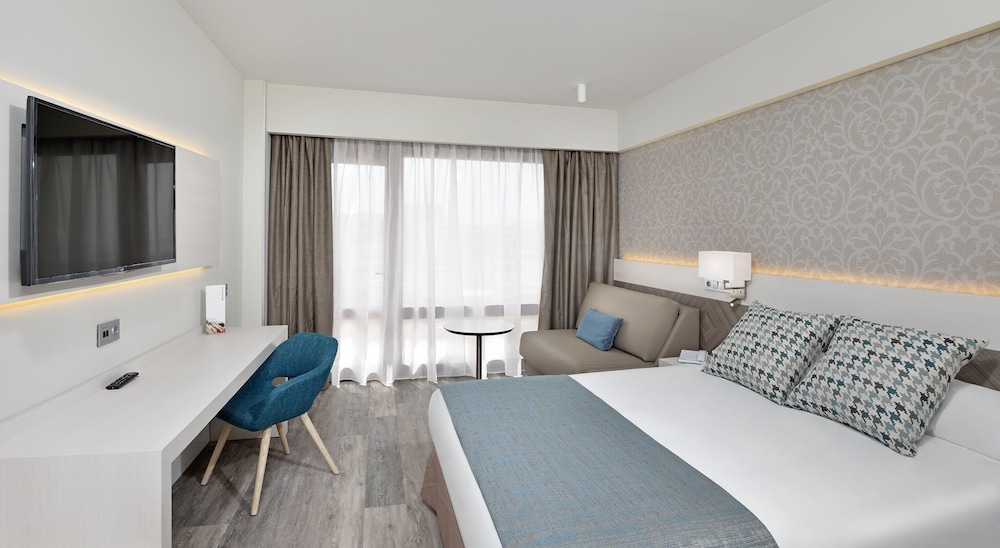 Superior Room Lateral Sea View (3AD)