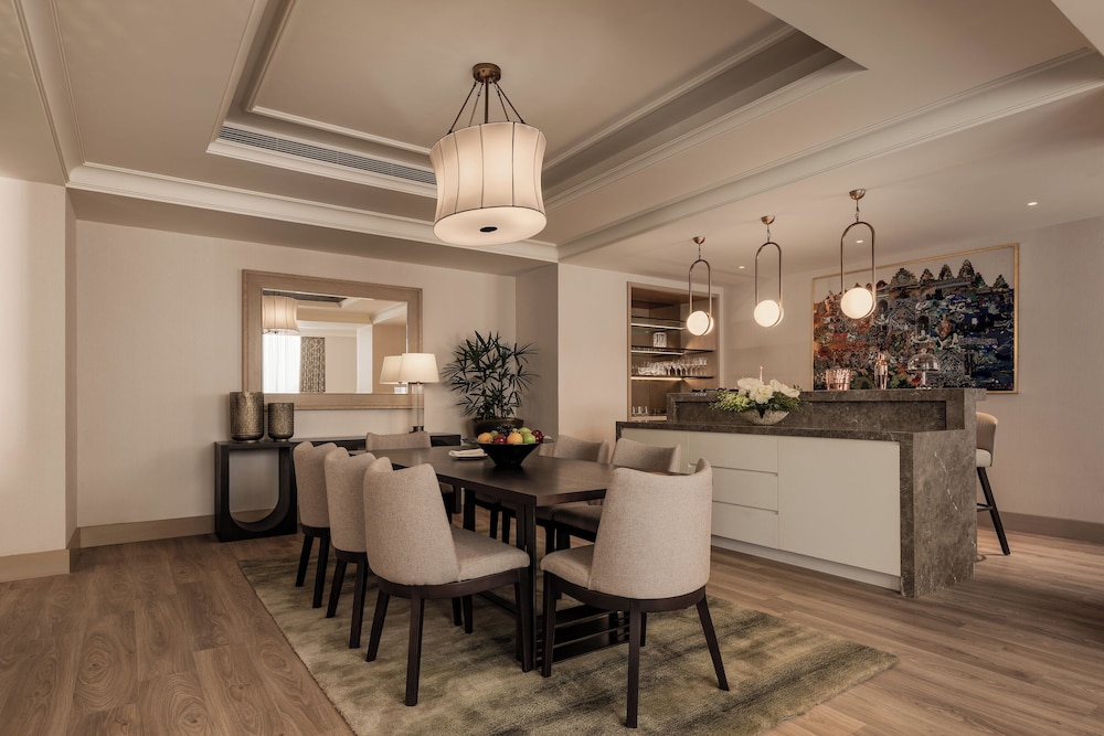 Presidential Suite photo 2