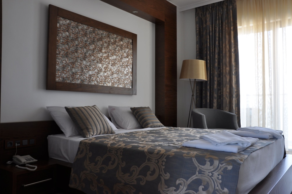 Standard Double Room Single Use, Sea View