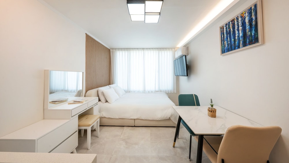 Basic Room, 1 Bedroom (203(Renovated in 2024))